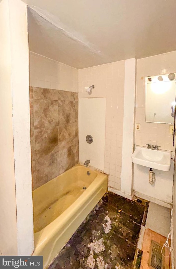 1624 Westwood Ave, Baltimore MD  21217-1728 exterior