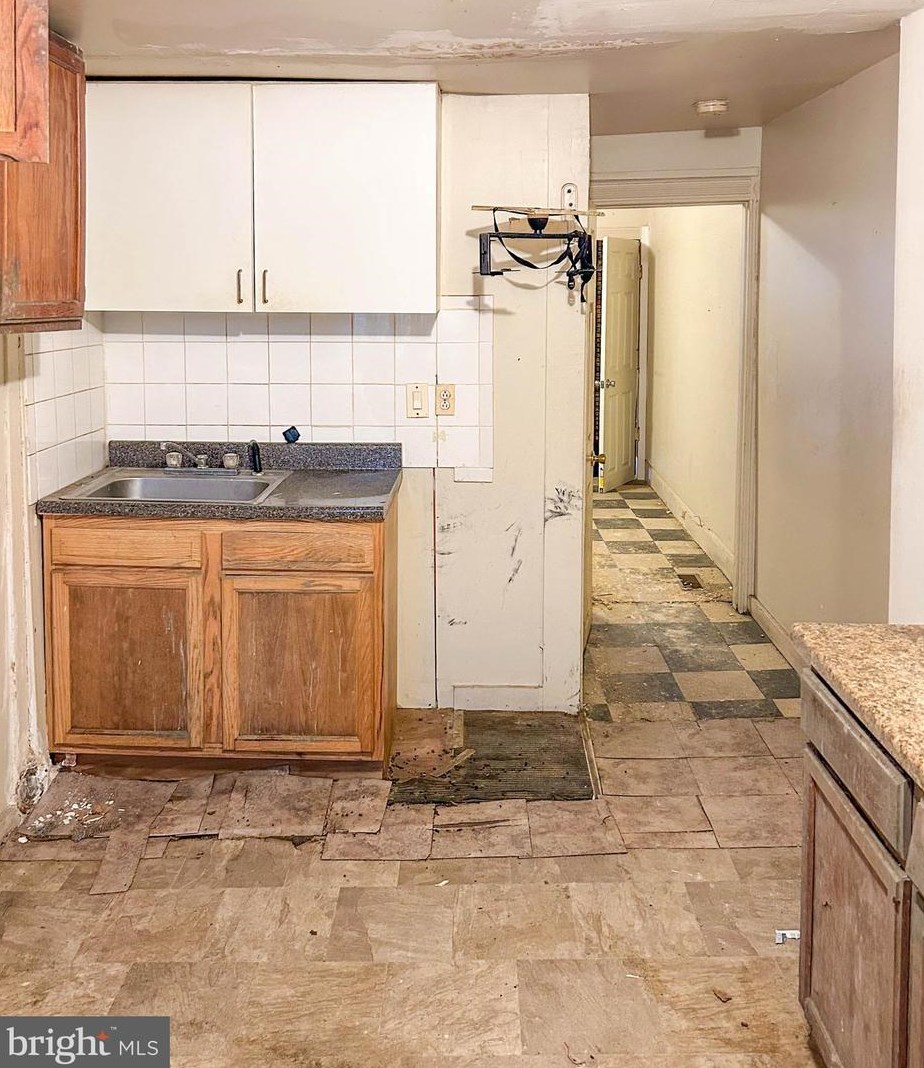 1624 Westwood Ave, Baltimore MD  21217-1728 exterior