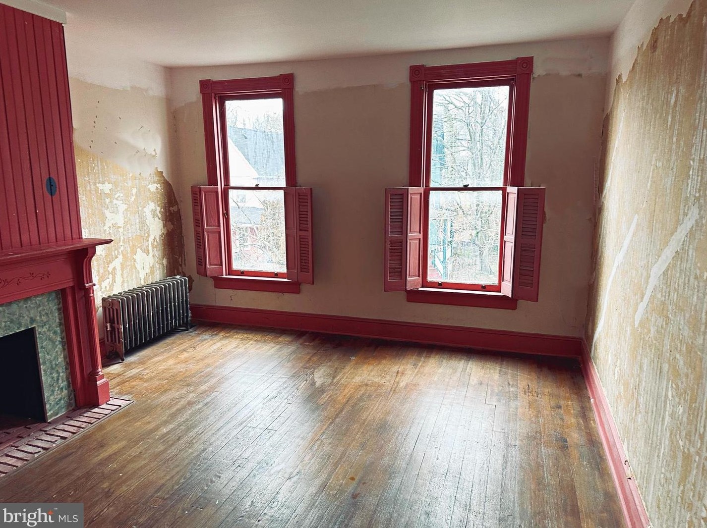 4213 Massachusetts Ave, Baltimore MD  21229-3515 exterior