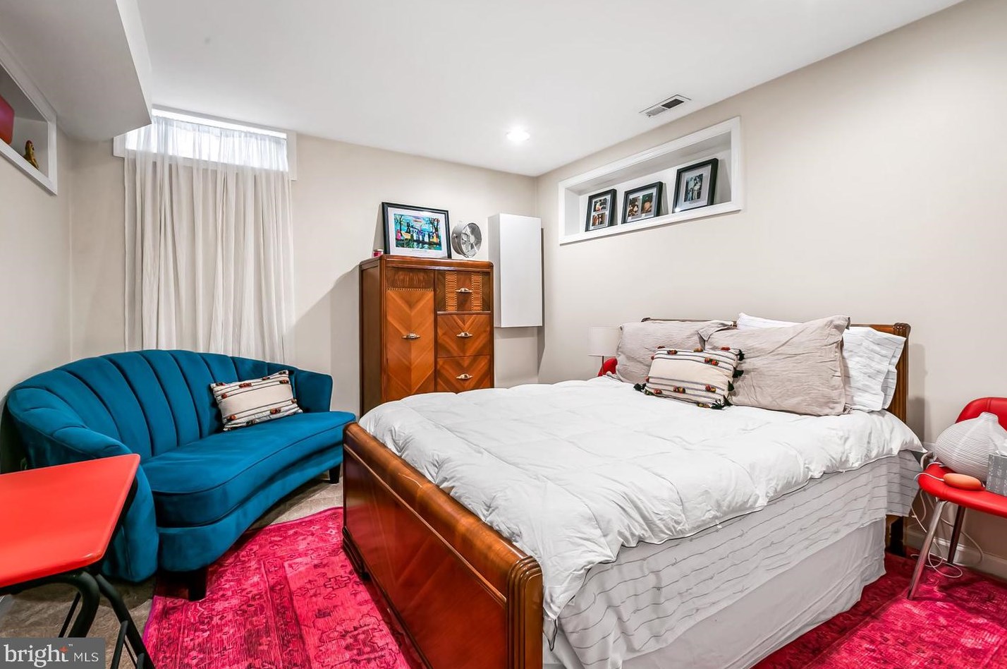 1025 Bouldin St, Baltimore MD  21224-5021 exterior