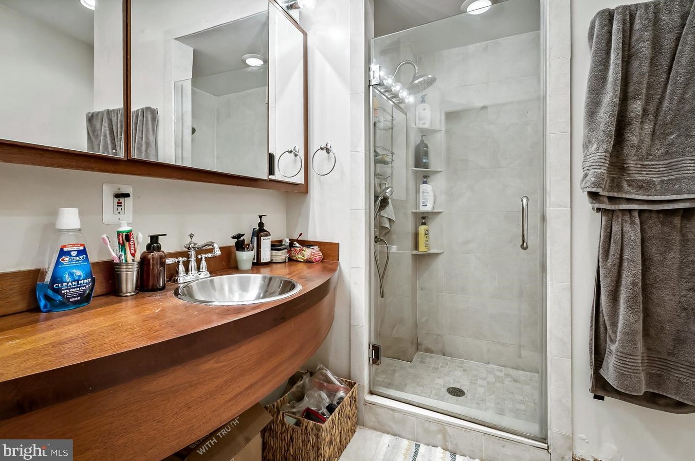 1025 Bouldin St, Baltimore MD  21224-5021 exterior