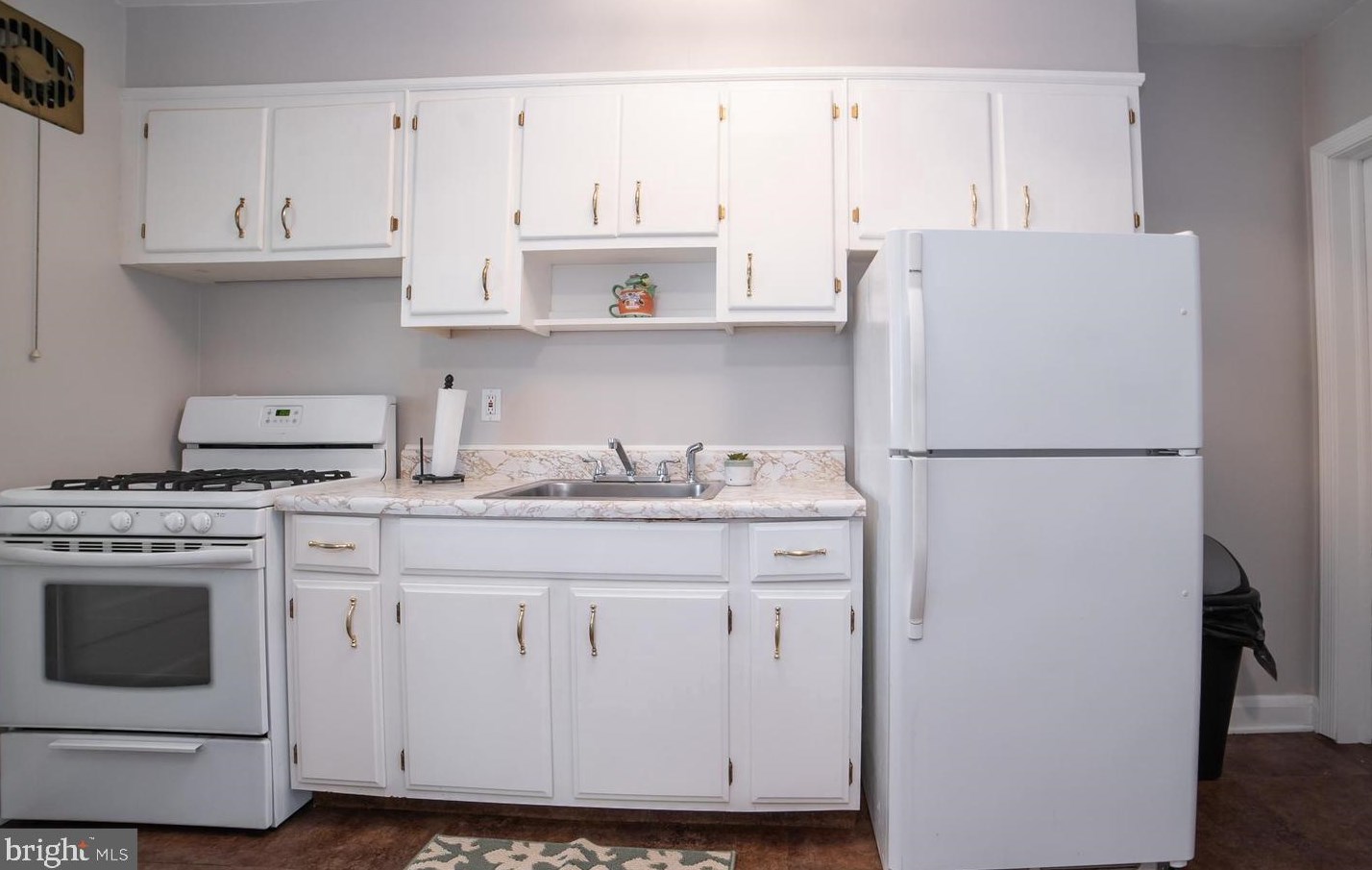 4600 Marx Ave, Baltimore MD  21206-5721 exterior