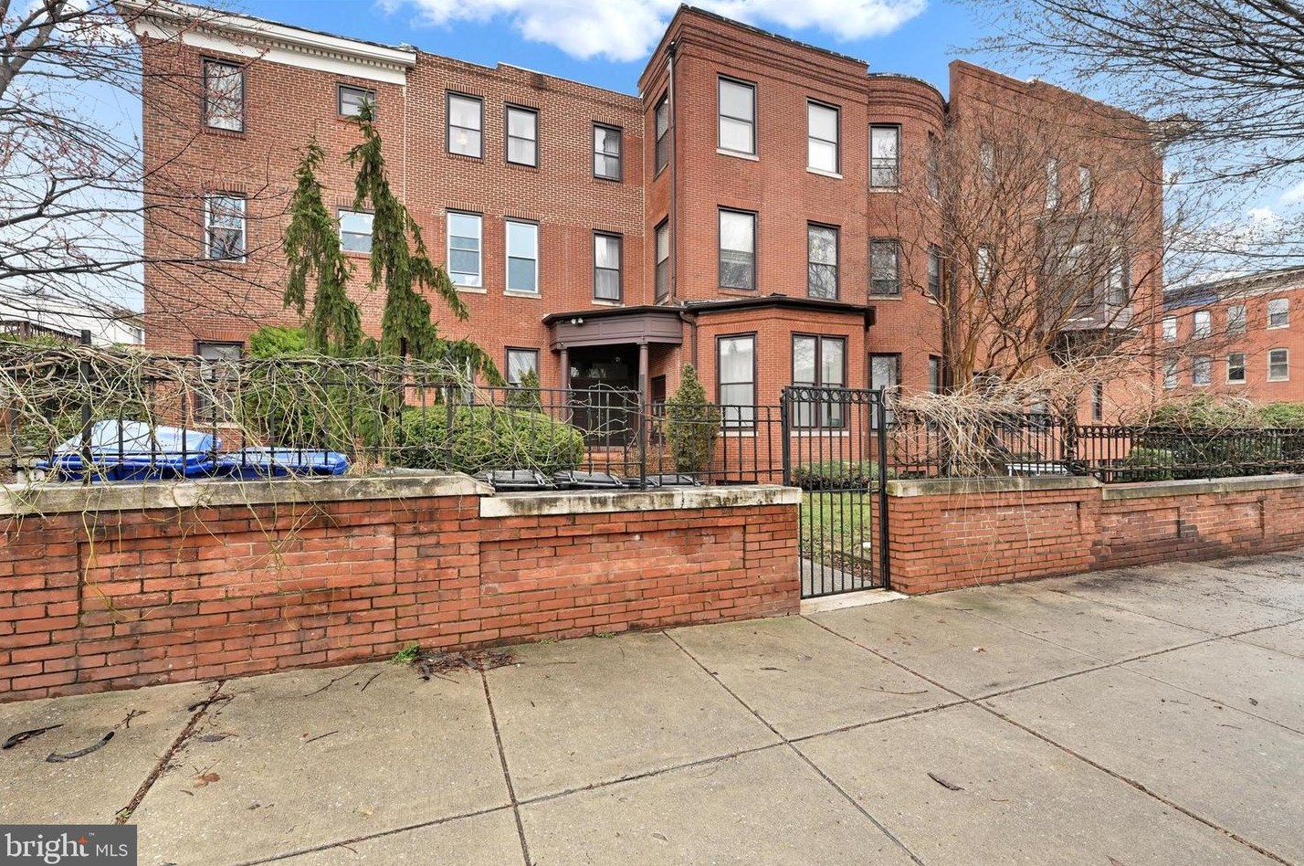 7 Chester St, Baltimore MD  21231-1600 exterior