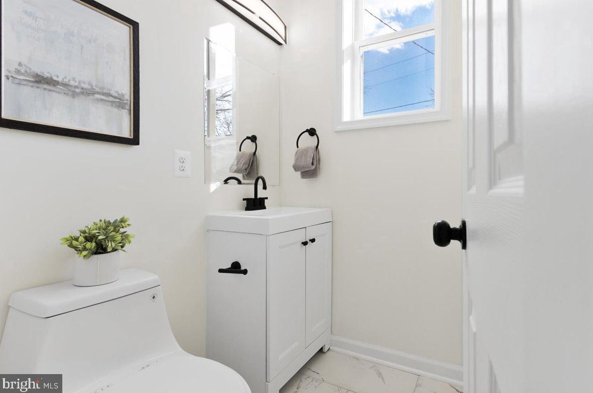 1611 33rd St, Baltimore MD  21218-3707 exterior