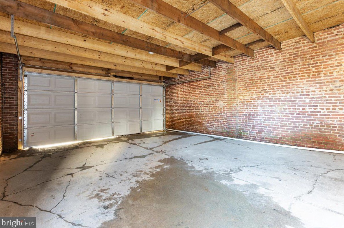 1611 33rd St, Baltimore MD  21218-3707 exterior