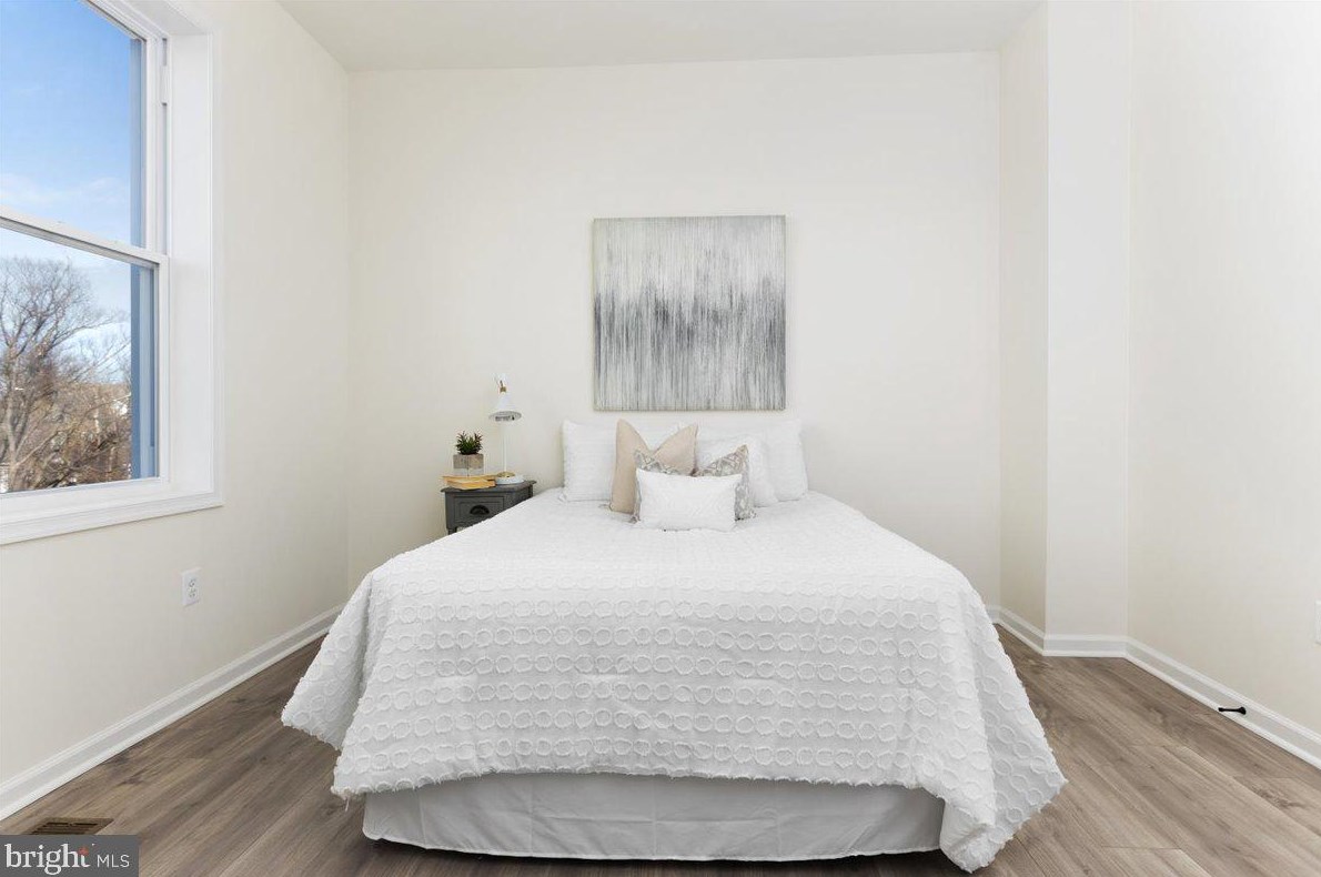 1611 33rd St, Baltimore MD  21218-3707 exterior