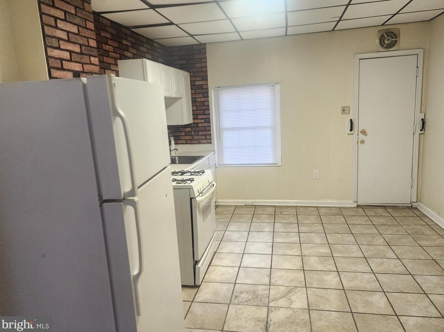 618 Belnord Ave, Baltimore MD  21205-2621 exterior