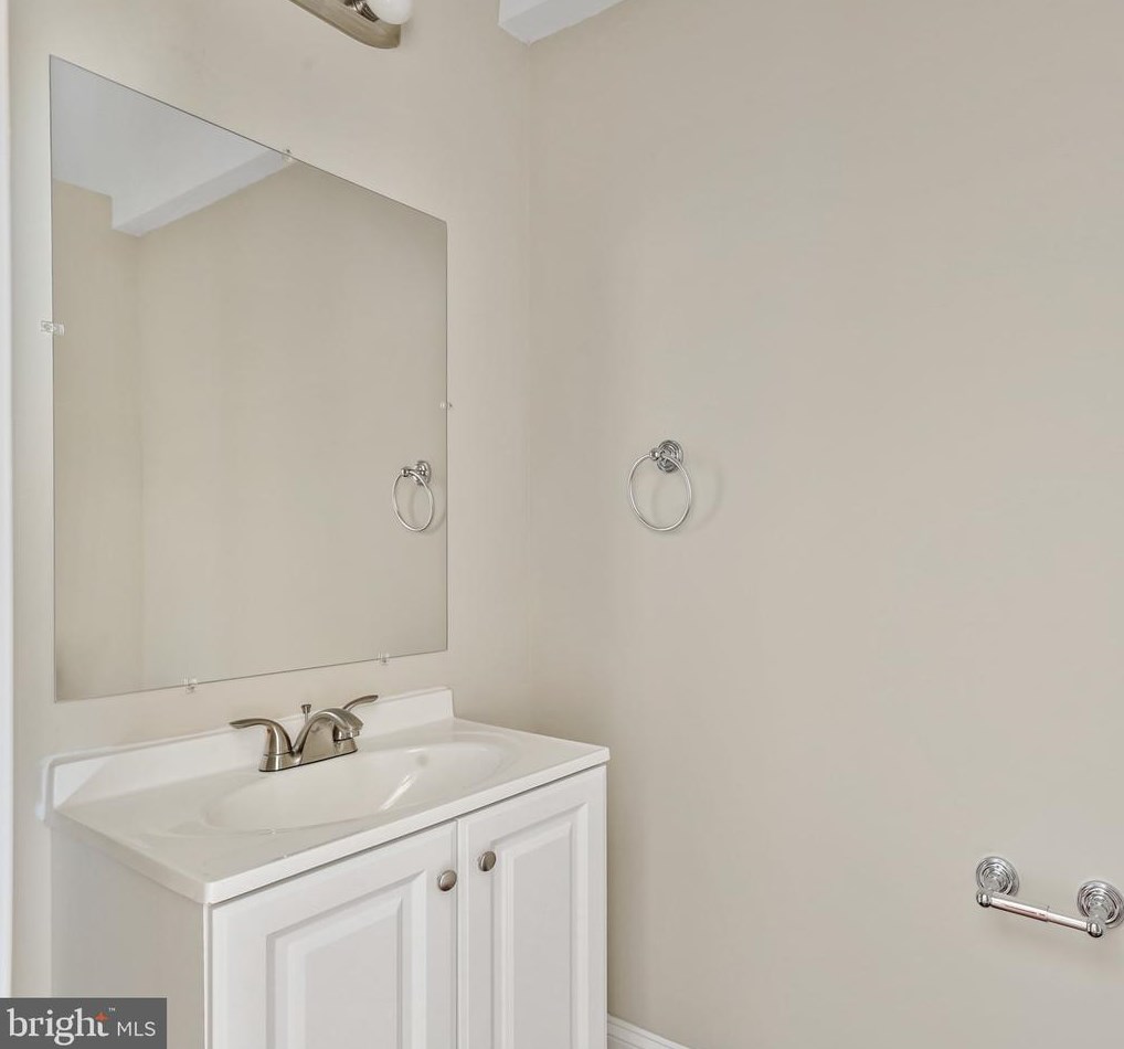 3213 Belmont Ave, Baltimore, MD 21216-3807