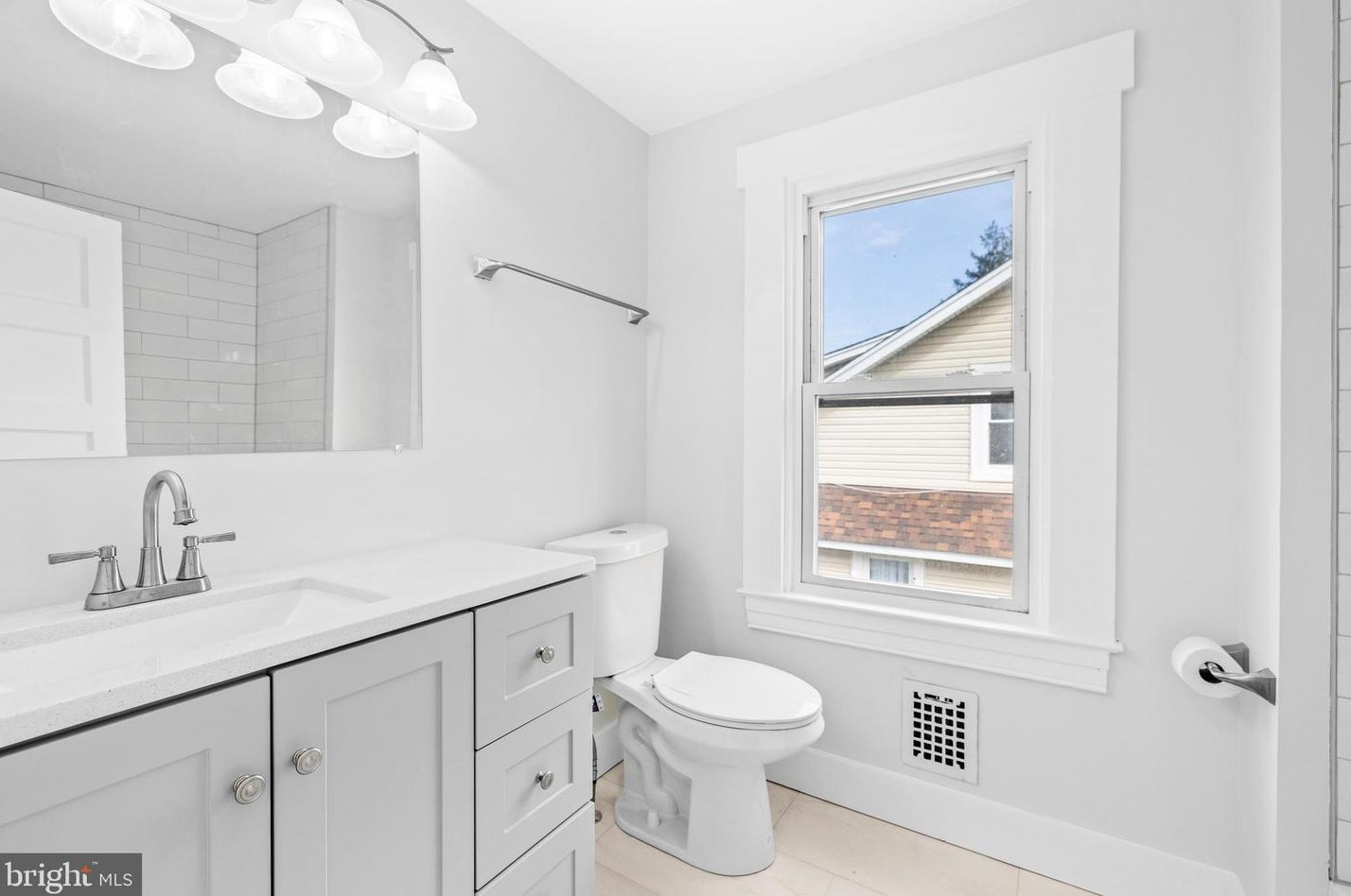 3712 Ferndale Ave, Baltimore MD  21207-7163 exterior