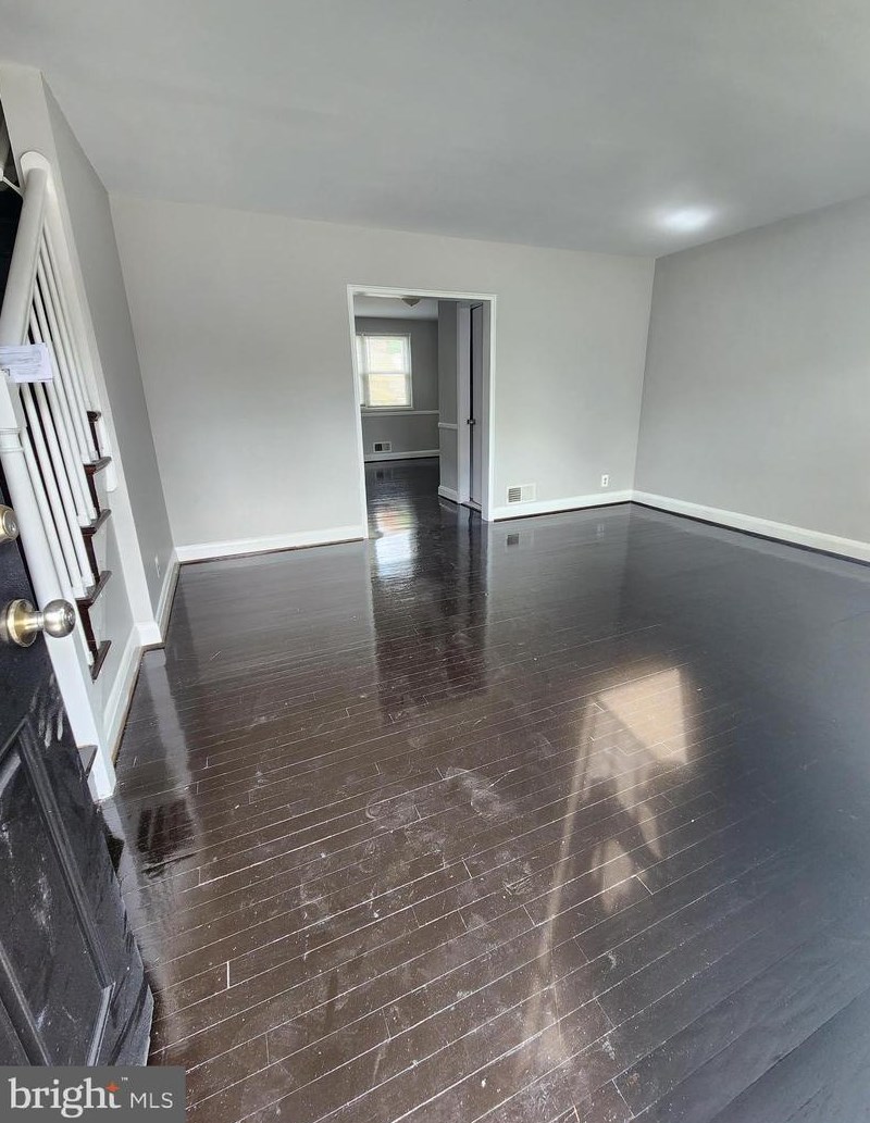 444 S Chapel Gate Ln, Baltimore, MD 21229