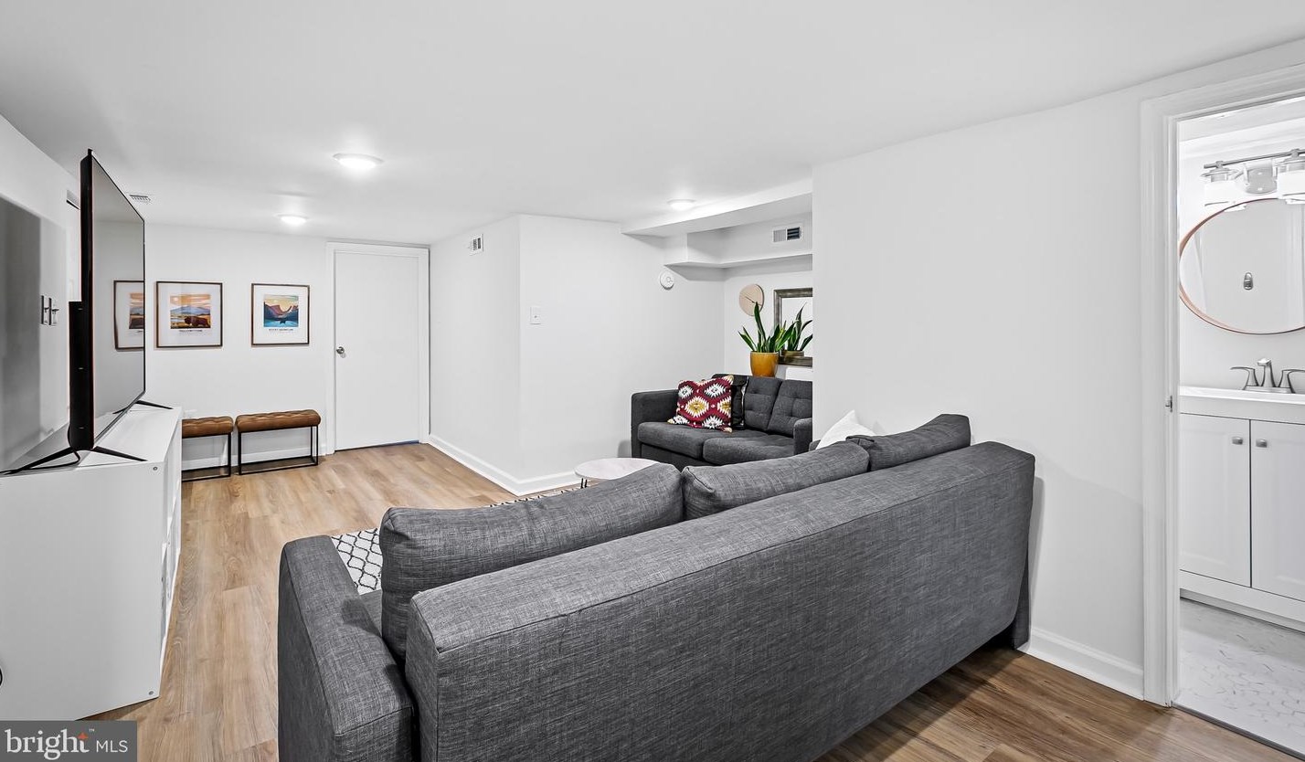 1123 Woodheights Ave, Baltimore MD  21211-1245 exterior