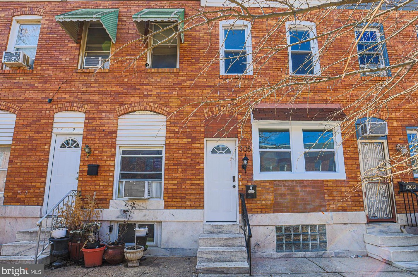 308 Macon St, Baltimore MD  21224-2627 exterior