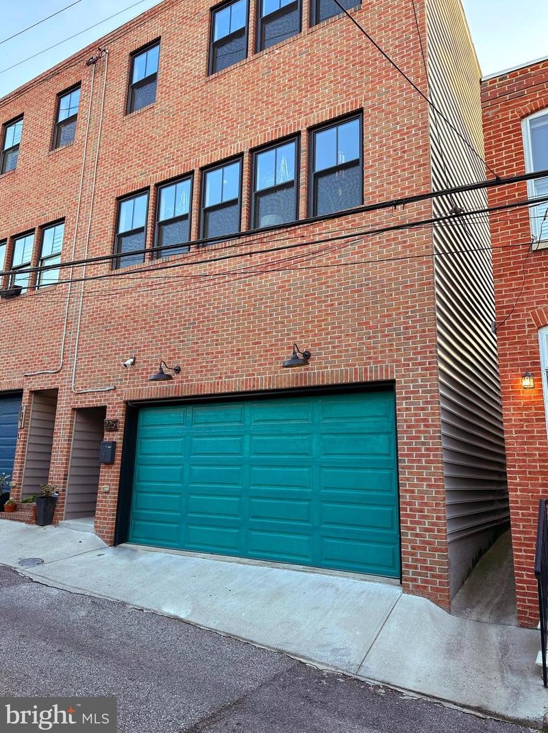 225 Duncan St, Baltimore MD  21231-1311 exterior