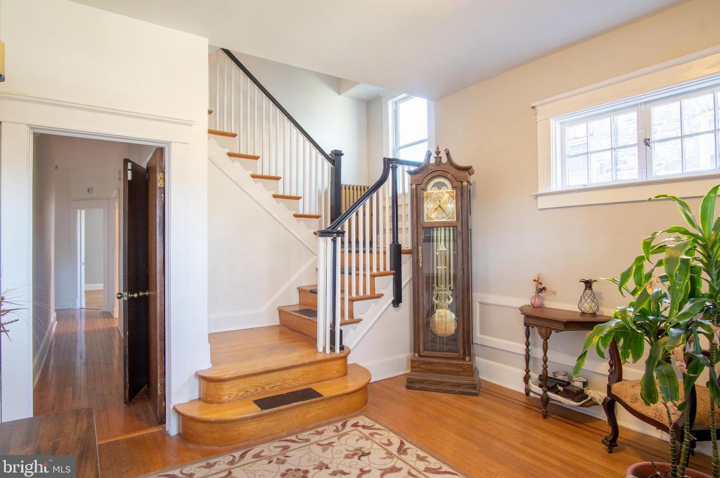 706 Brookwood Rd, Baltimore, MD 21229