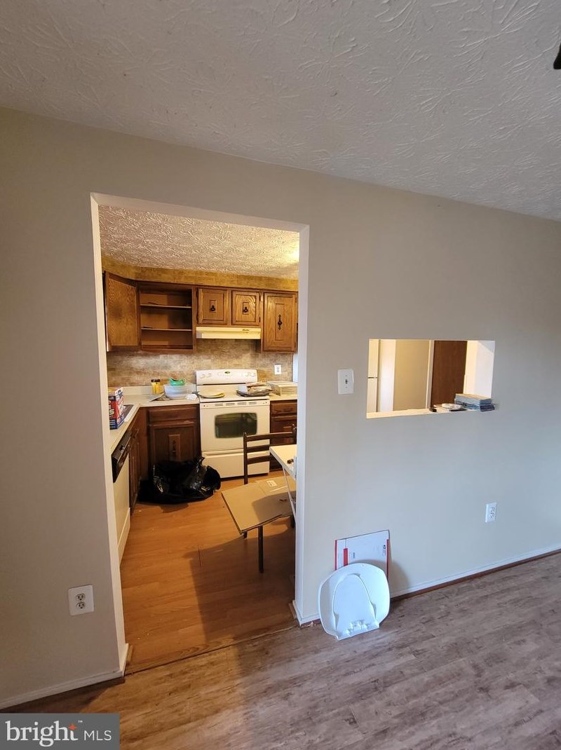 2412 Ridgely St, Baltimore MD 21230-3070 exterior