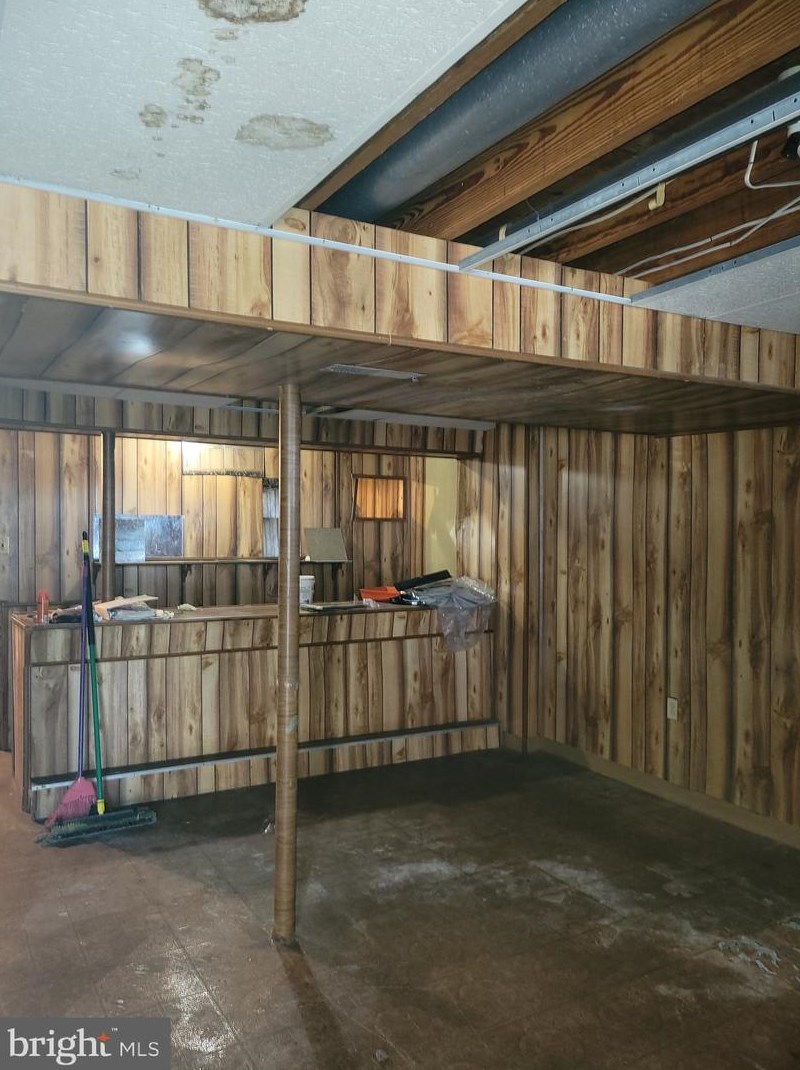 2412 Ridgely St, Baltimore MD 21230-3070 exterior