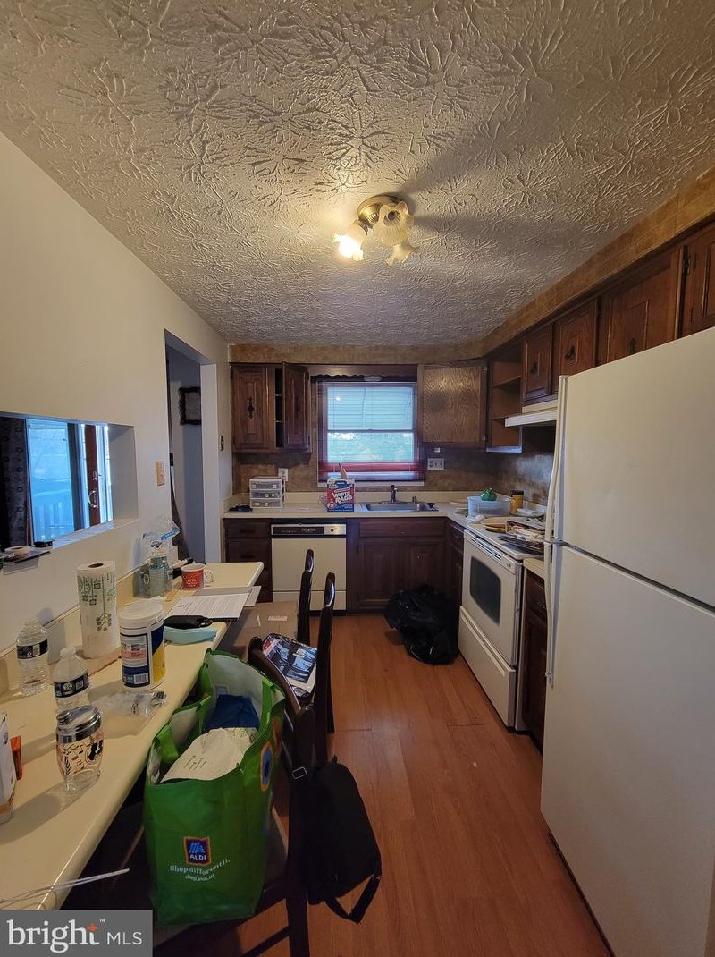 2412 Ridgely St, Baltimore MD 21230-3070 exterior