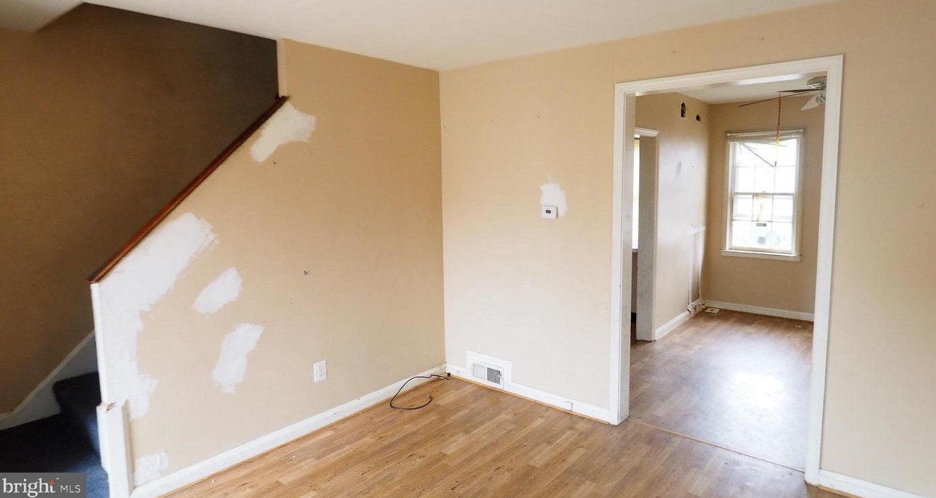 1052 Cameron Rd, Baltimore, MD 21212-4001