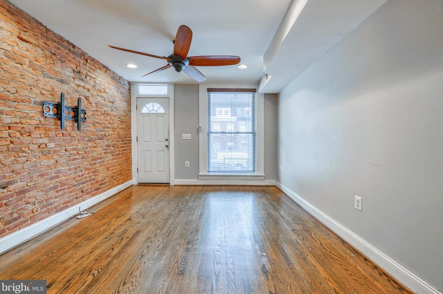 1348 Andre St, Baltimore MD  21230-5304 exterior