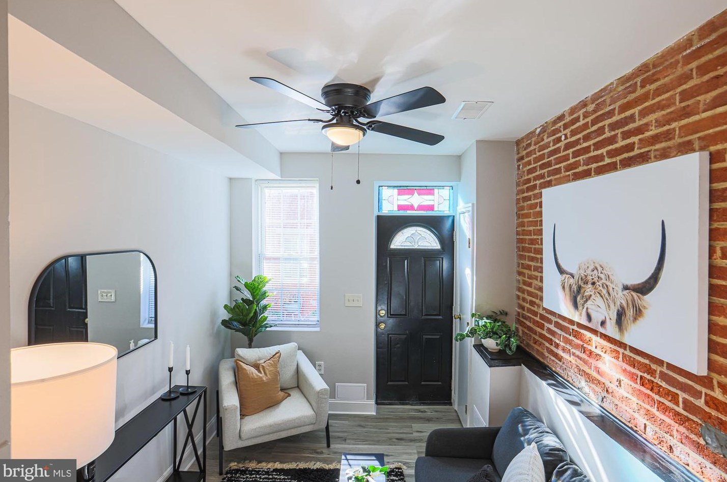 235 Chapel St, Baltimore MD  21231-1108 exterior