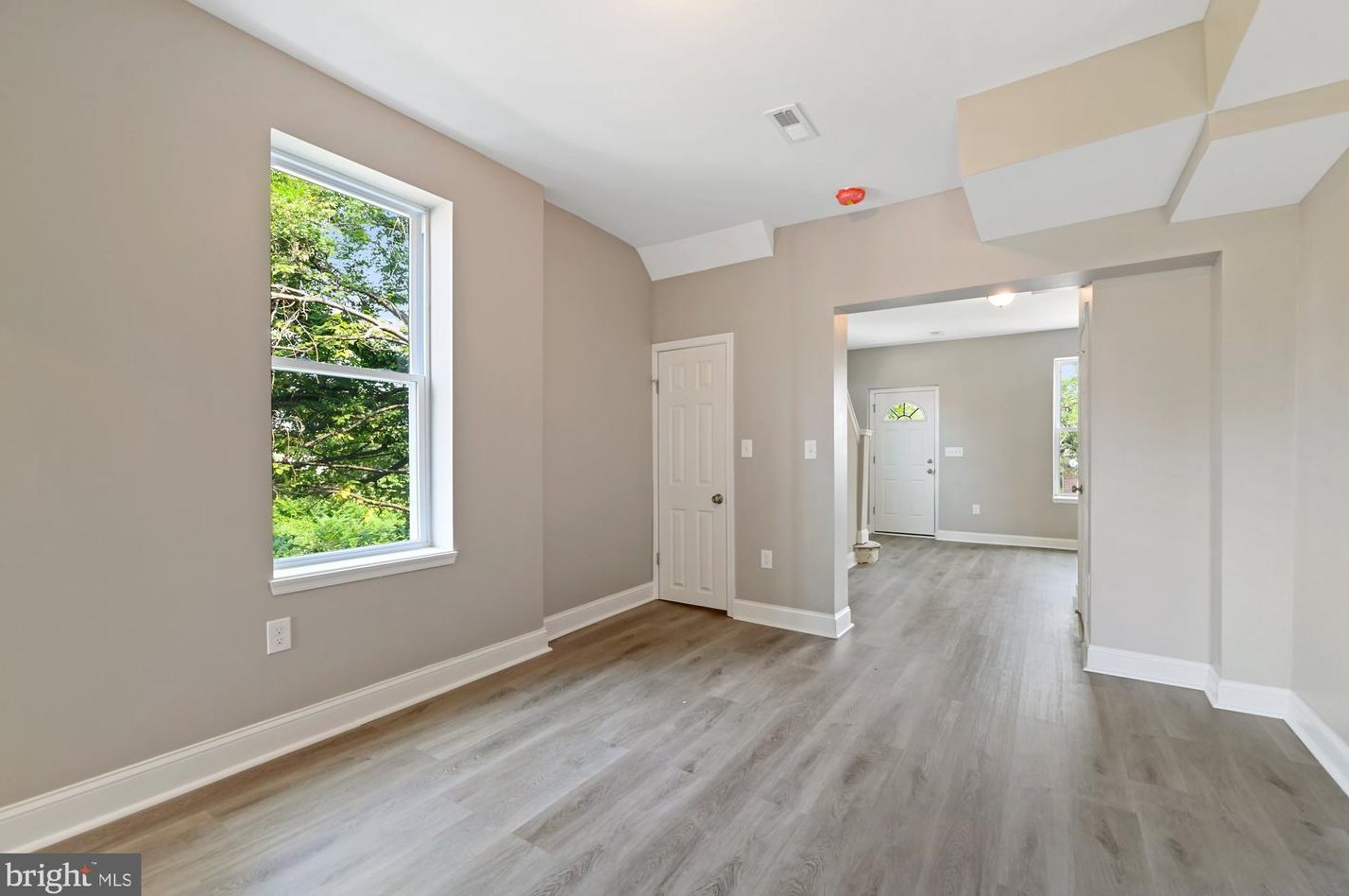 634 Denison St, Baltimore, MD 21229