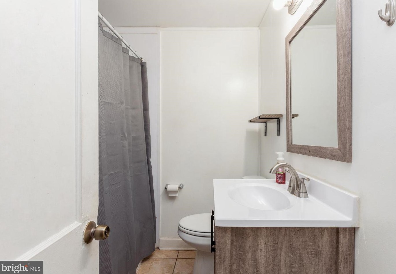 424 Imla St, Baltimore MD  21224-2923 exterior