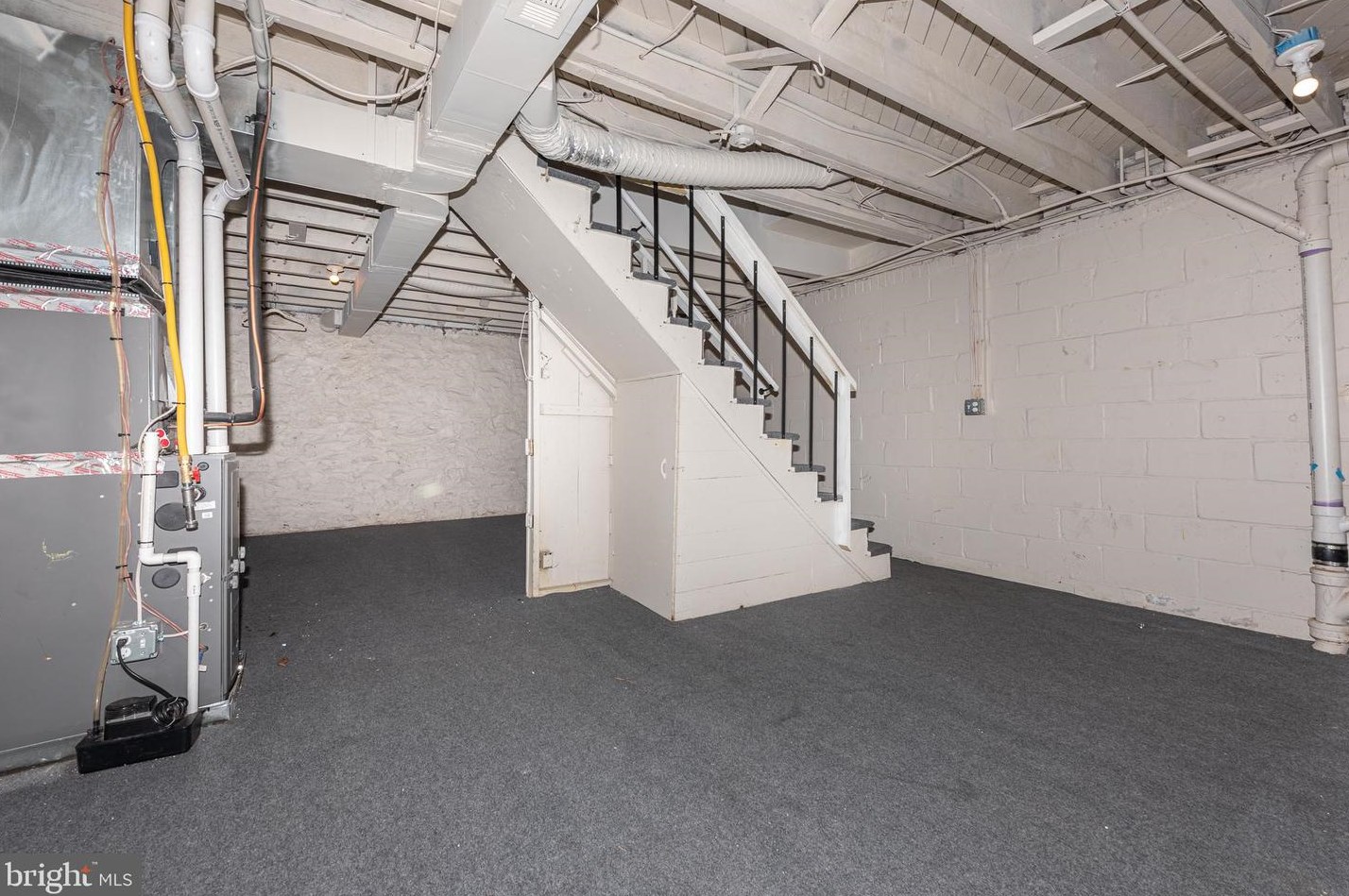 4043 6th St, Baltimore MD  21225-2107 exterior