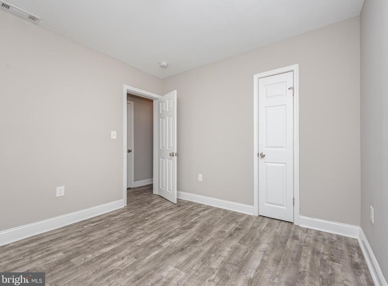 4043 6th St, Baltimore MD  21225-2107 exterior