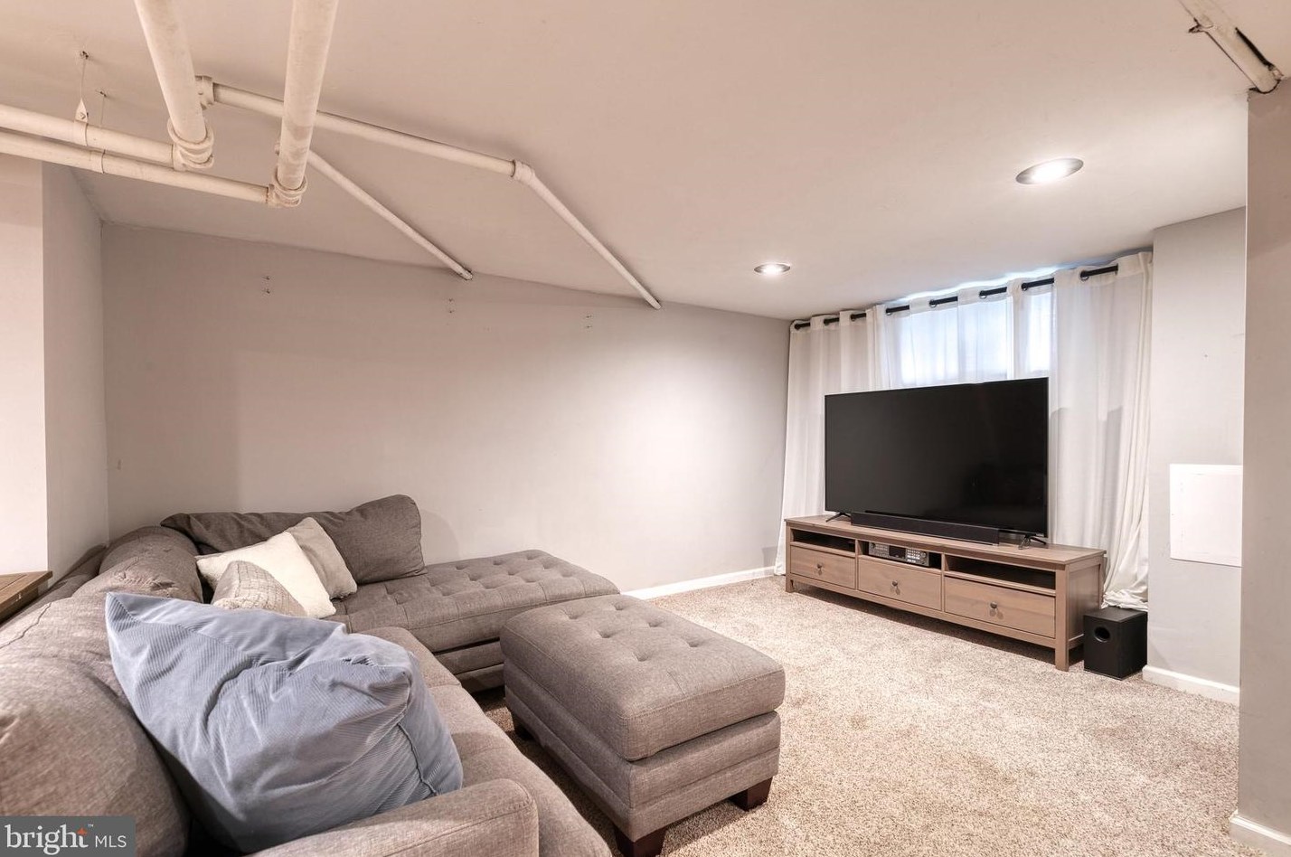 506 Drury Ln, Baltimore MD  21229-2434 exterior