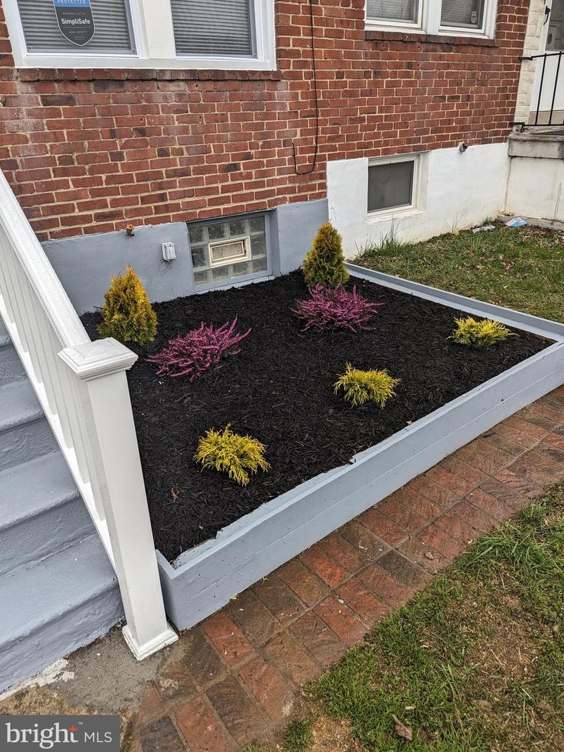 3689 Dudley Ave, Baltimore, MD 21213-1828