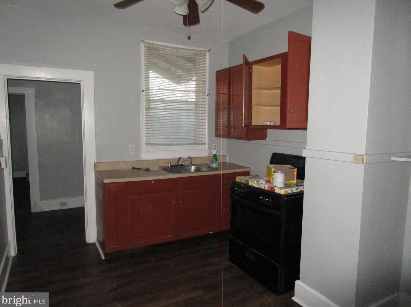 3211 Vickers Rd, Baltimore, MD 21216-1950