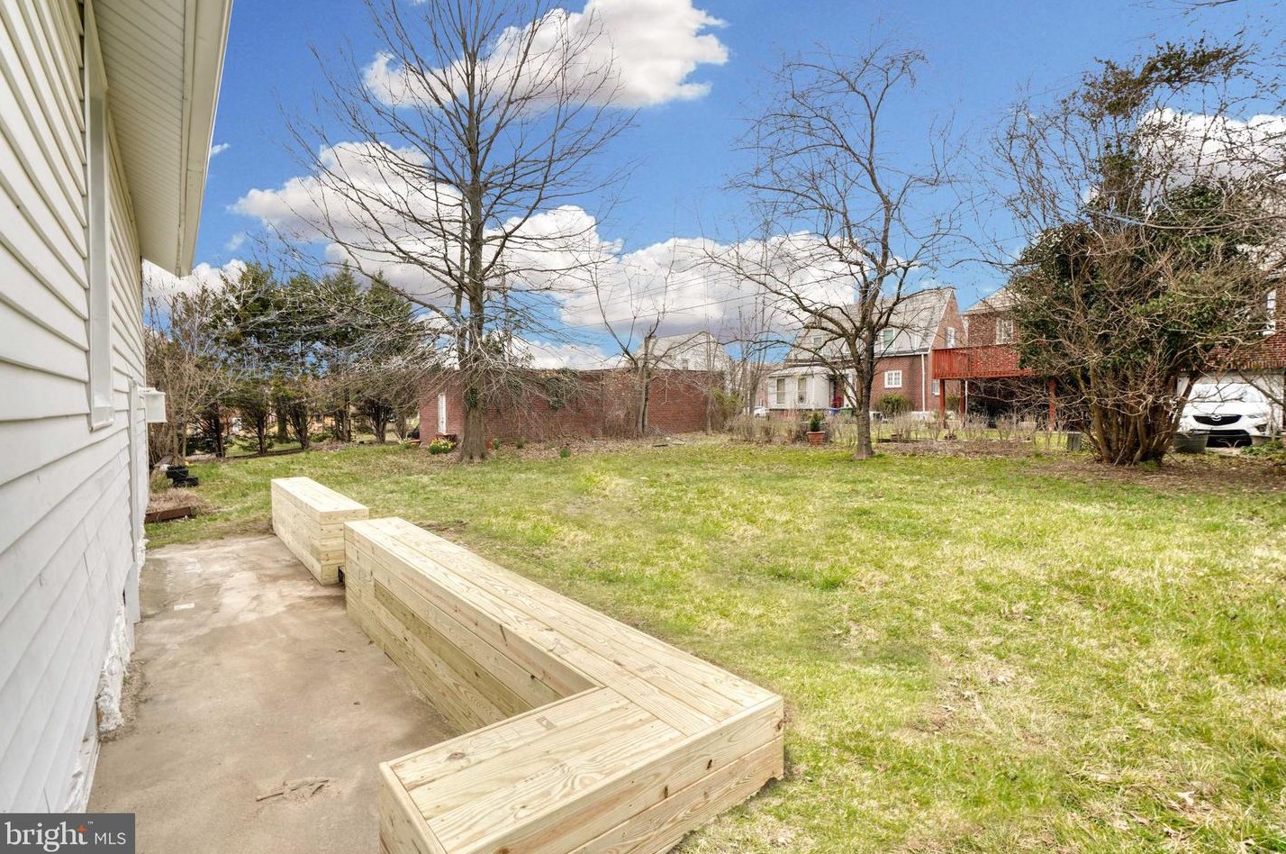 2402 Montebello Ter, Baltimore MD  21214-2436 exterior