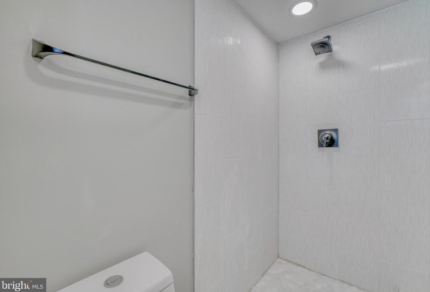 2402 Montebello Ter, Baltimore MD  21214-2436 exterior