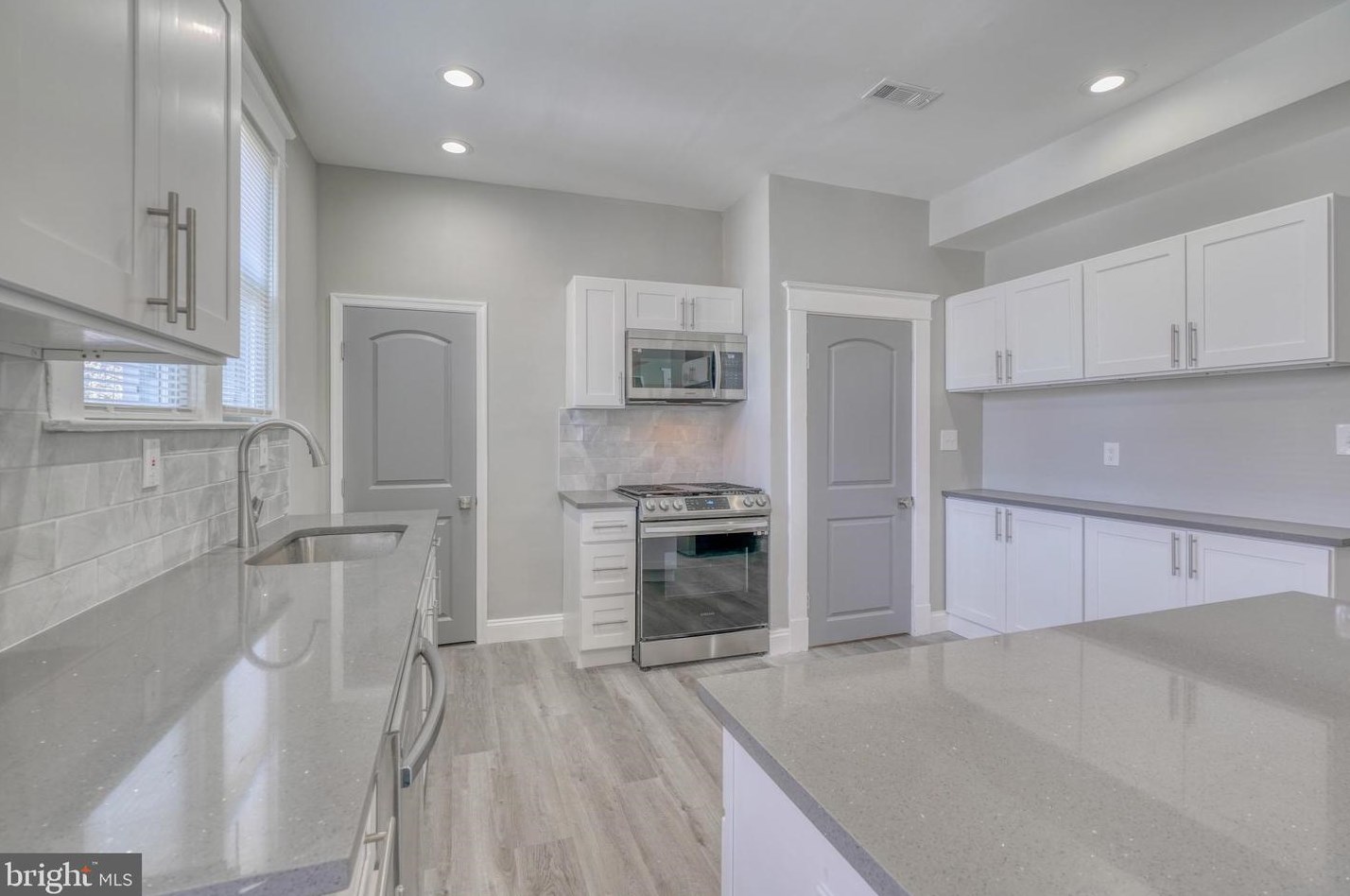 2402 Montebello Ter, Baltimore MD  21214-2436 exterior