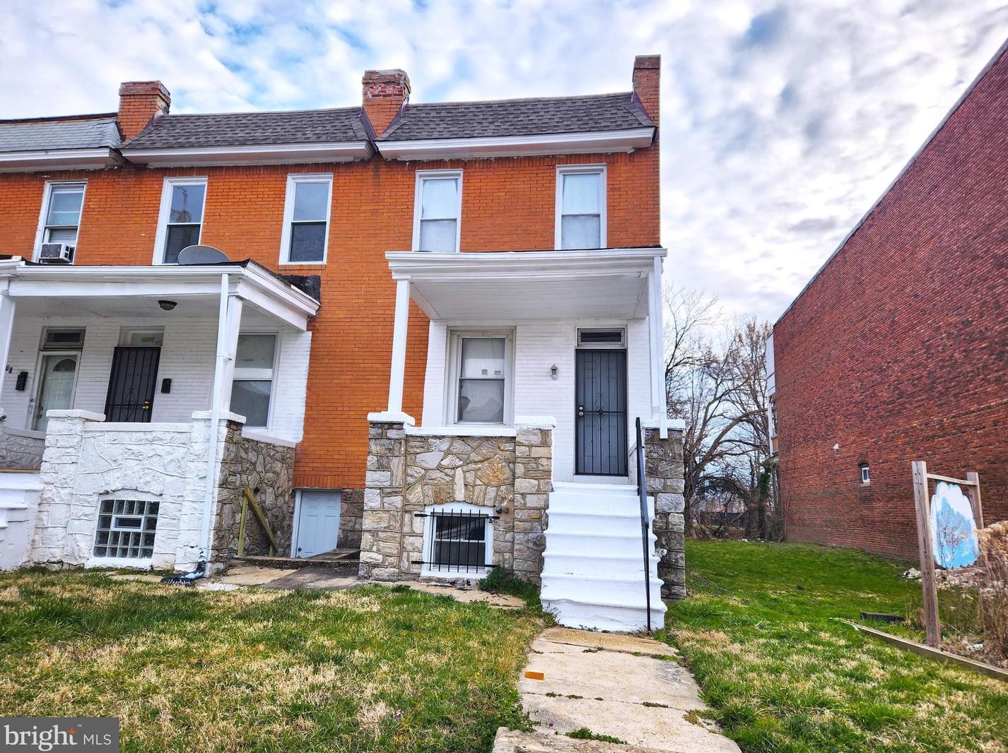 4505 Park Heights Ave, Baltimore, MD 21215-6329