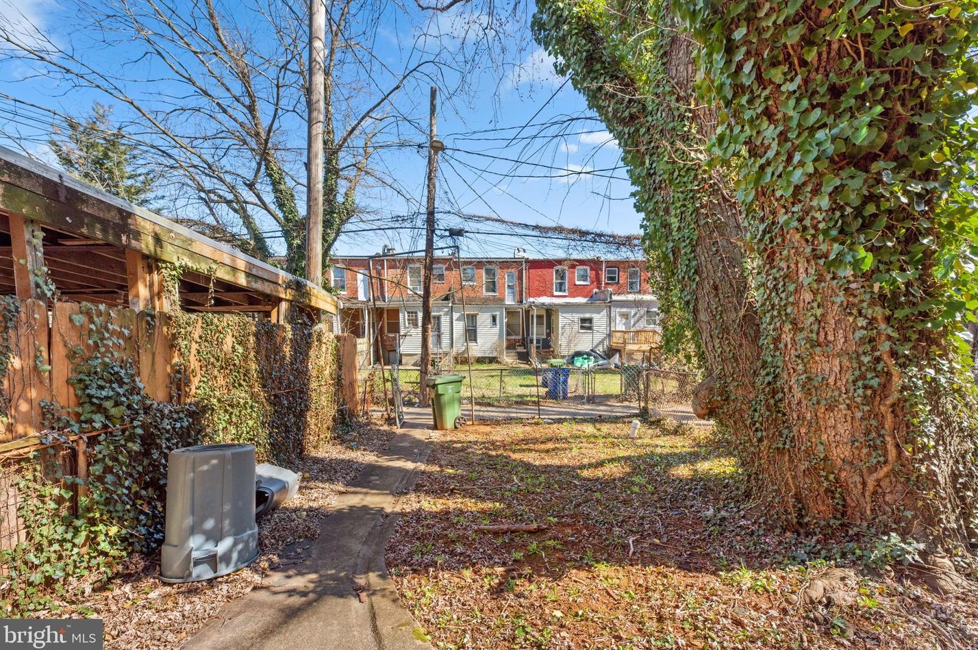 5229 Linden Hts Ave, Baltimore MD  21215-5705 exterior