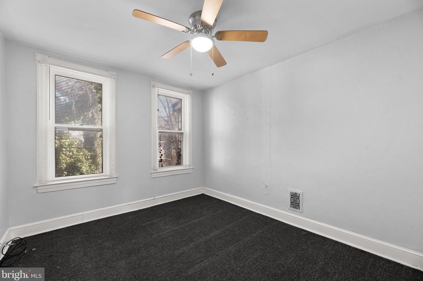 5229 Linden Hts Ave, Baltimore MD  21215-5705 exterior