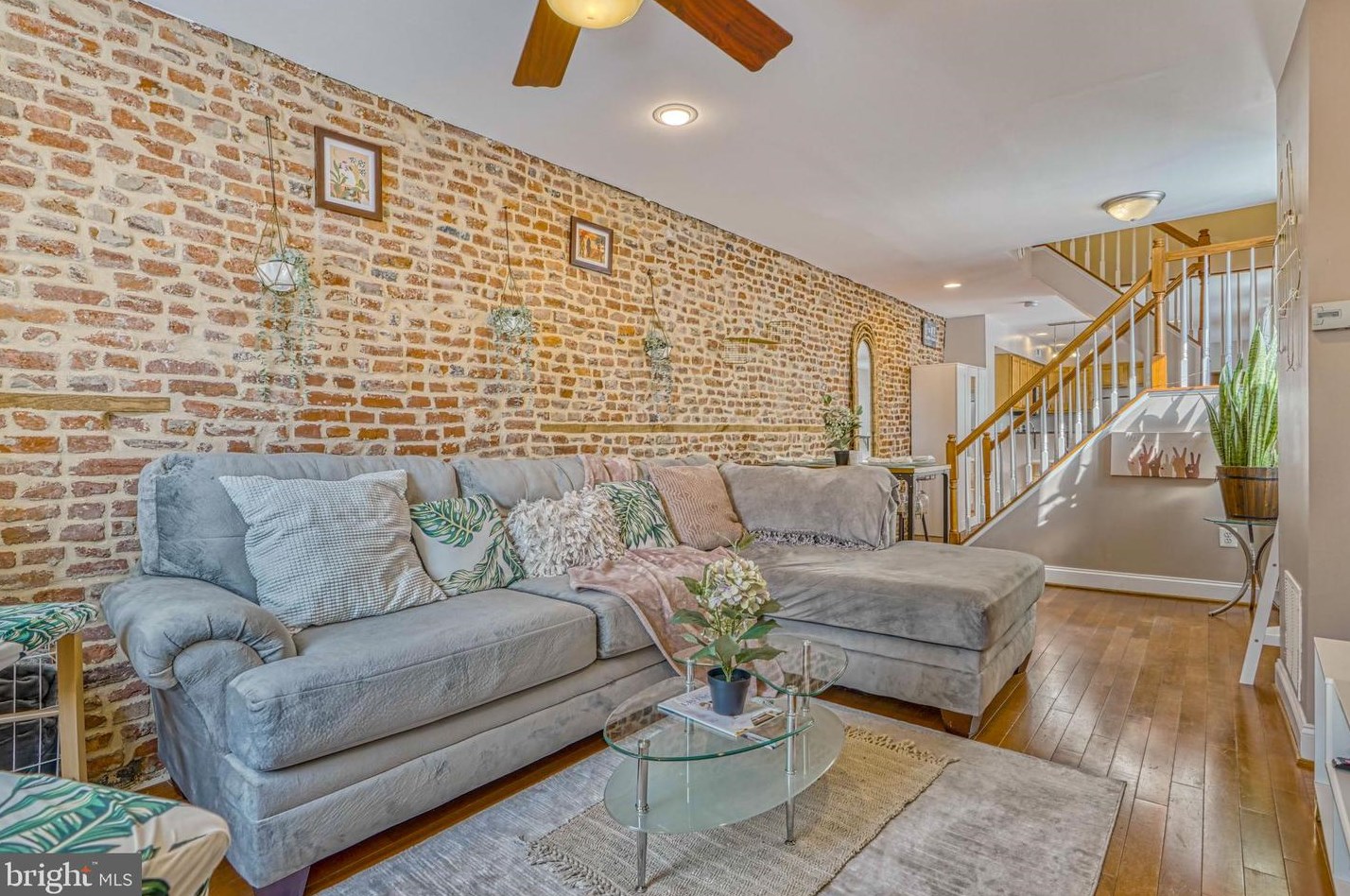 2 Heath St, Baltimore MD  21230-4423 exterior