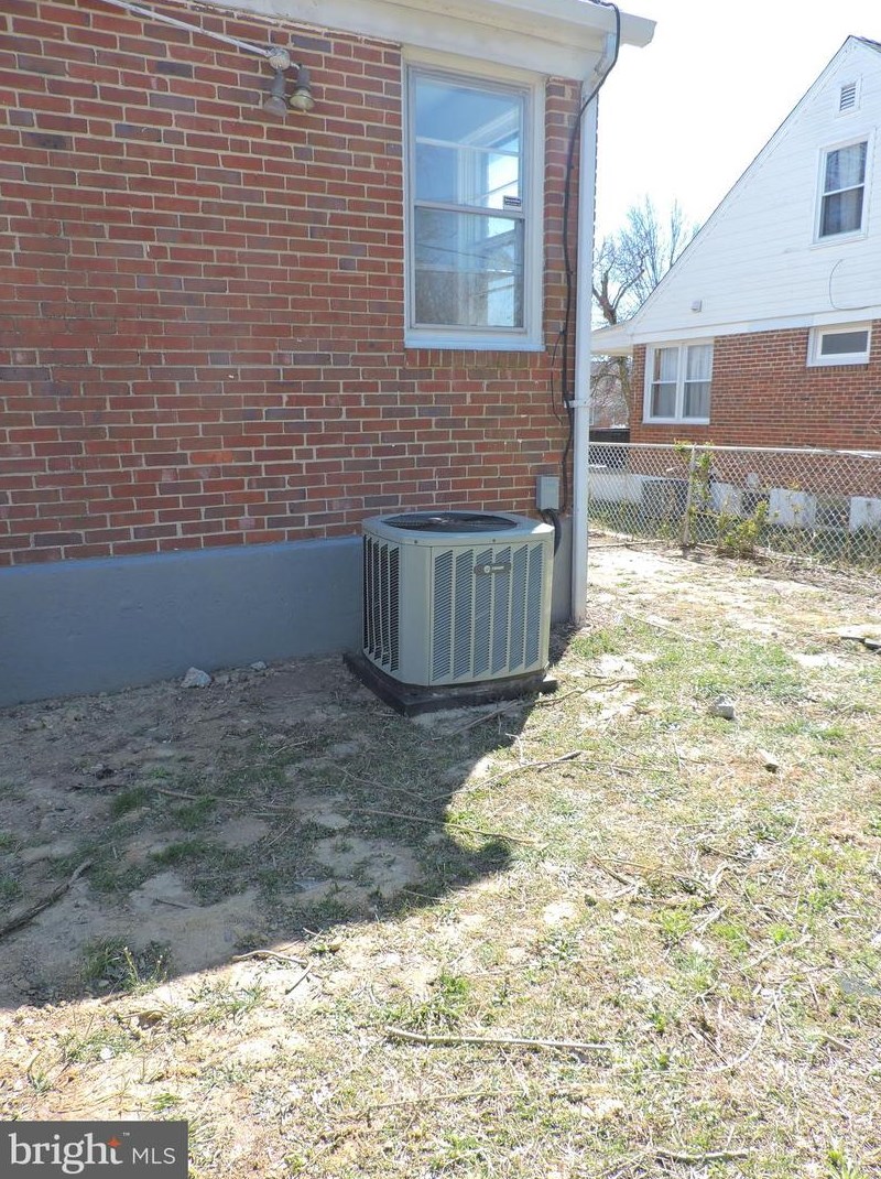 5624 Laurelton Ave, Baltimore, MD 21214-1603