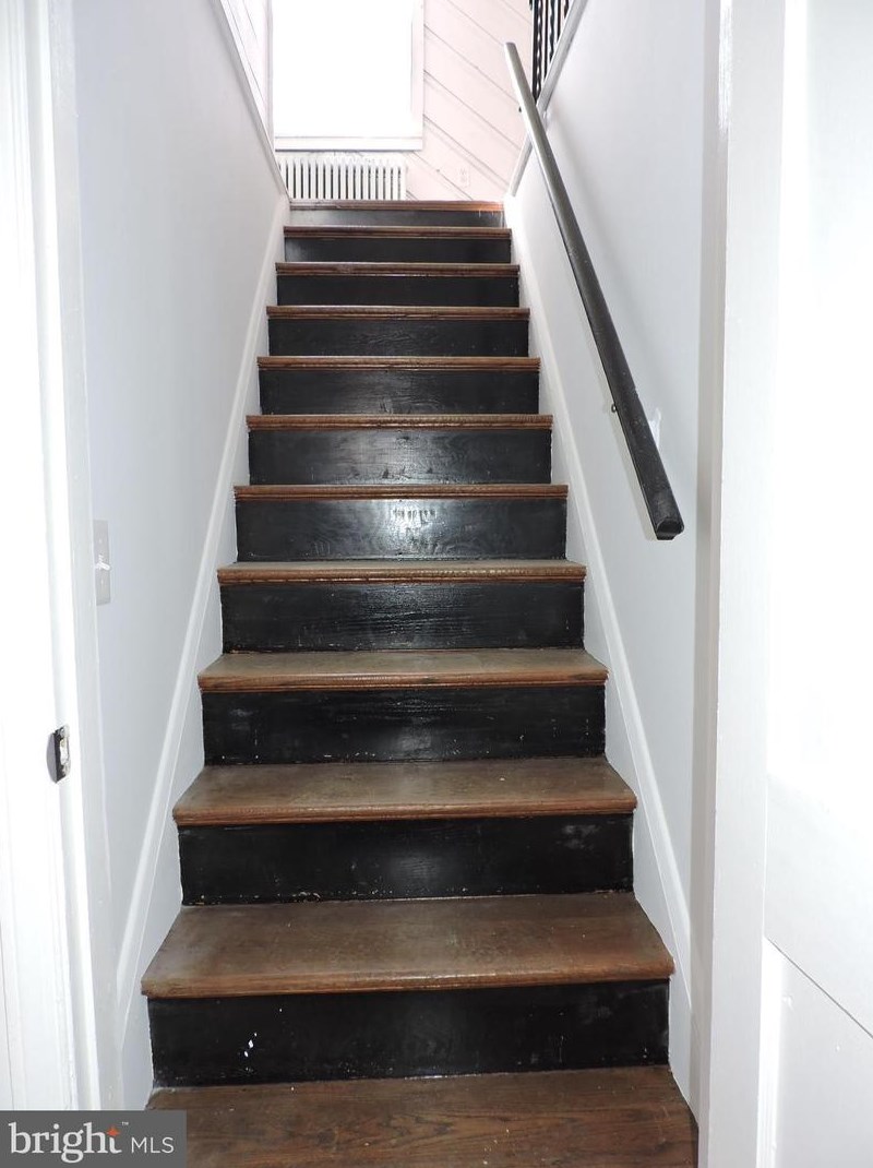 5624 Laurelton Ave, Baltimore MD  21214-1603 exterior