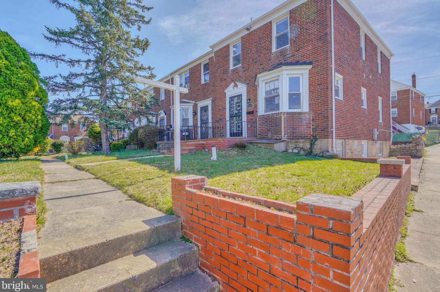 1637 Kingsway Rd, Baltimore MD  21218-1646 exterior