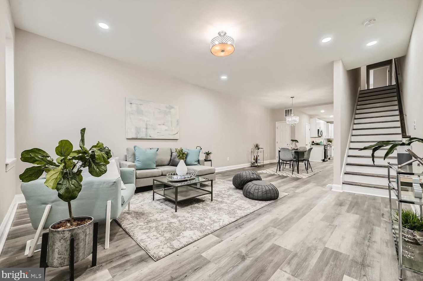 816 Fulton Ave, Baltimore MD  21217-1425 exterior