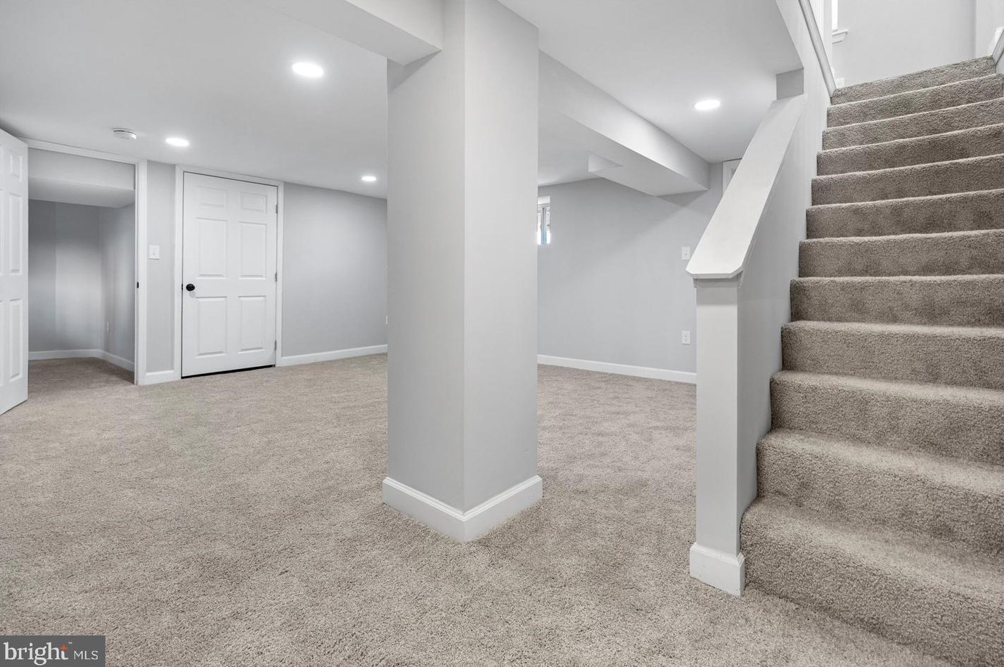 2800 Chelsea Ter, Baltimore MD  21216-1727 exterior