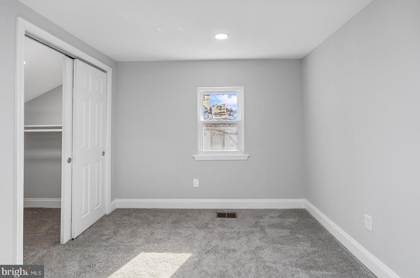 2800 Chelsea Ter, Baltimore MD  21216-1727 exterior