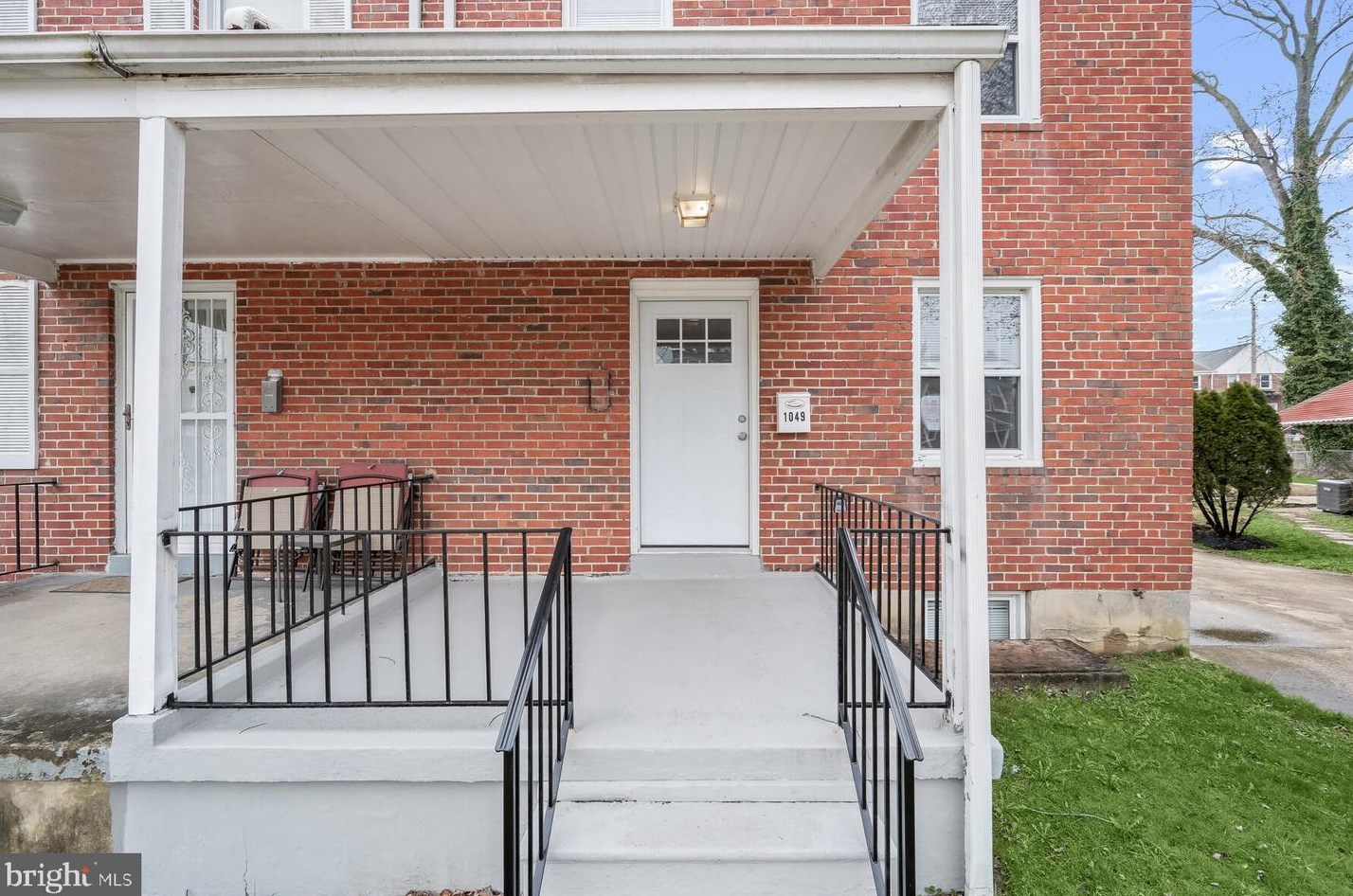 1049 Reverdy Rd, Baltimore MD  21212-3224 exterior