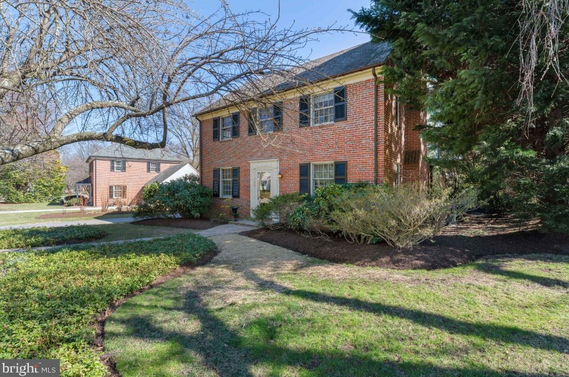 105 Bellemore Rd, Baltimore, MD 21210-1314