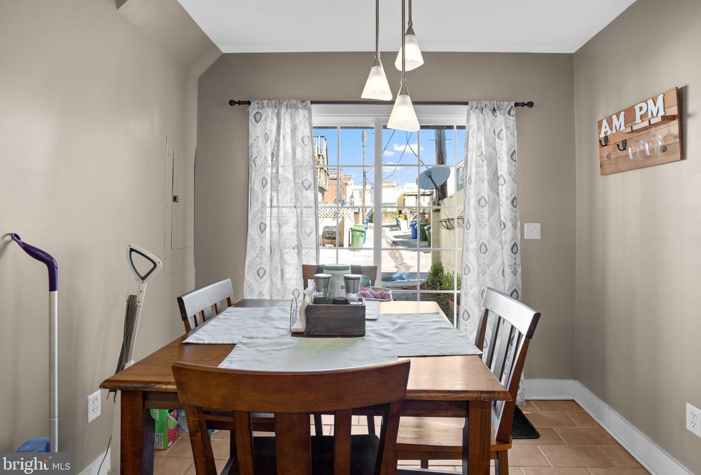 3208 Elliott St, Baltimore MD  21224-5014 exterior