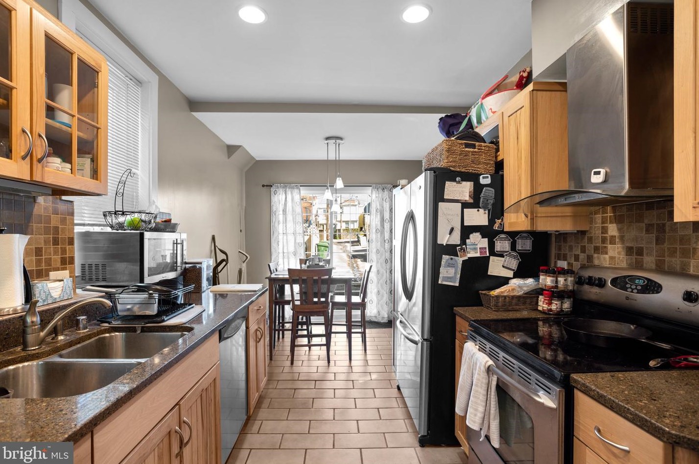 3208 Elliott St, Baltimore MD  21224-5014 exterior