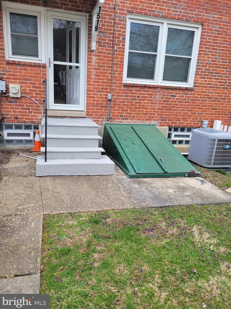 1519 Ramblewood Rd, Baltimore MD  21239-3034 exterior