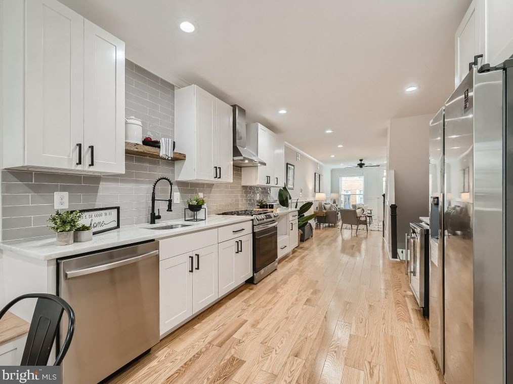 739 Curley St, Baltimore MD  21224-2717 exterior